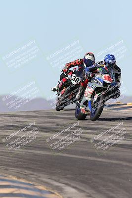 media/Dec-07-2025-CVMA (Sun) [[3e7d2de5dc]]/Race 7-Formula Lightweight Twins Shootout/